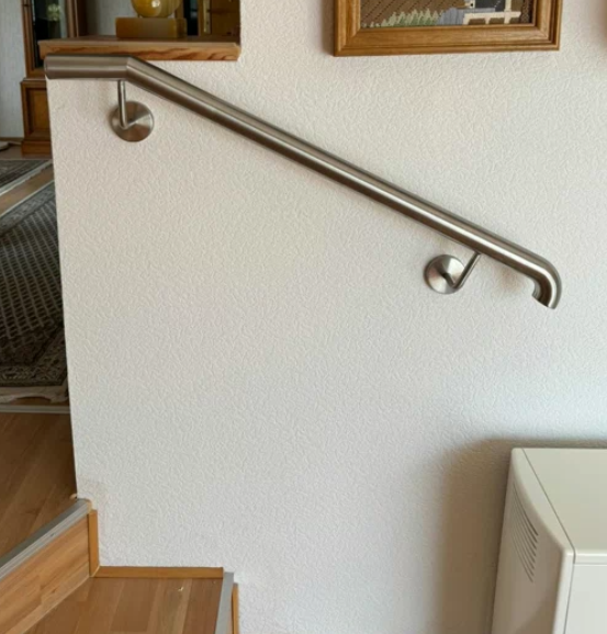 Wandhandlauf aus Edelstahl